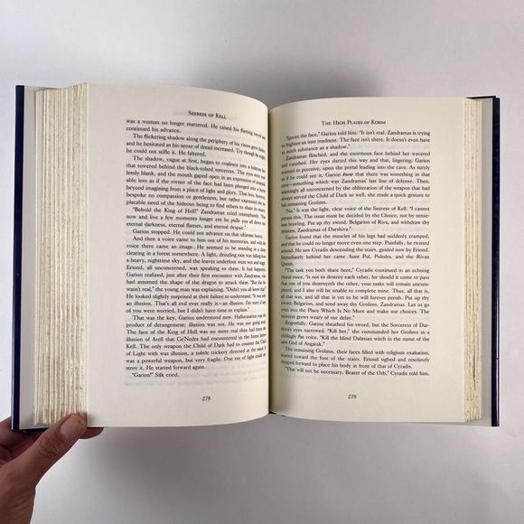 2/$50 - The Seeress of Kell by David Eddings - Picture 13 of 14